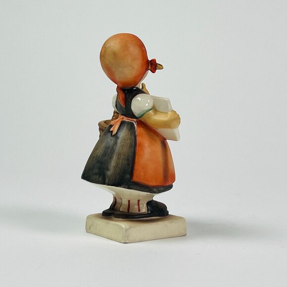 Vintage Hummel Figurine Meditation 4.25" Girl with Basket Envelope Germany - Picture 3 of 5